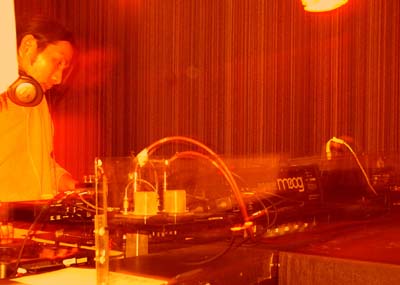 DSCF3572.jpg - 05 Apr 2005