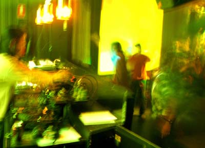 DSCF3594.jpg - 05 Apr 2005