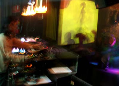 DSCF3596.jpg - 05 Apr 2005