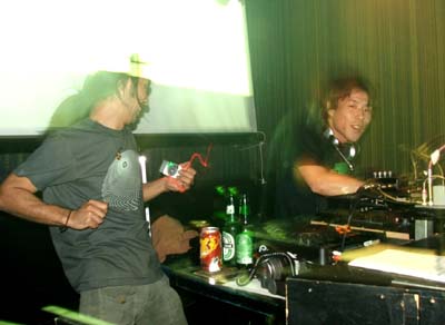 DSCF3649.jpg - 05 Apr 2005