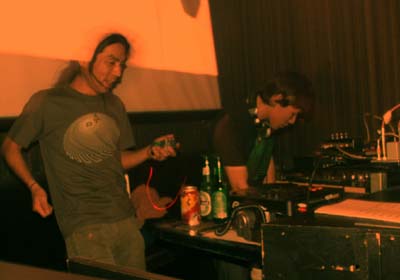 DSCF3653.jpg - 05 Apr 2005