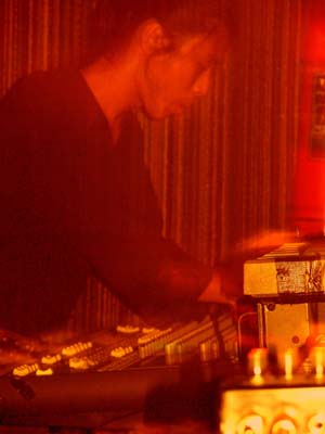 DSCF3708.jpg - 05 Apr 2005