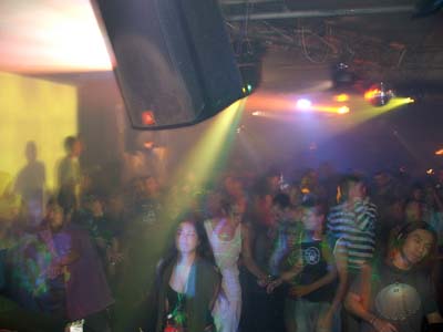 DSCF3738.jpg - 05 Apr 2005